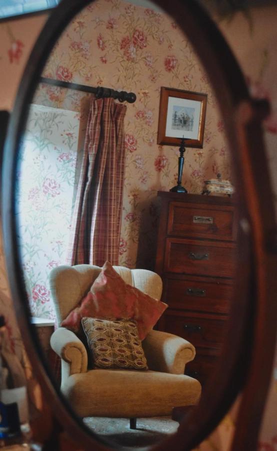 Basil Sheils B&B Accommodation Armagh Exterior foto
